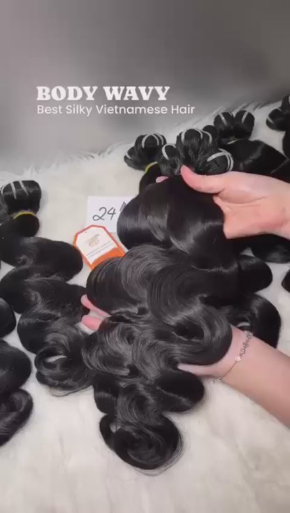 Ola’s Tresses – 18” Body Wave Bundle